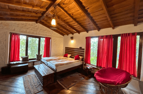 Eco_Friendly_Cottage_In_Pangot